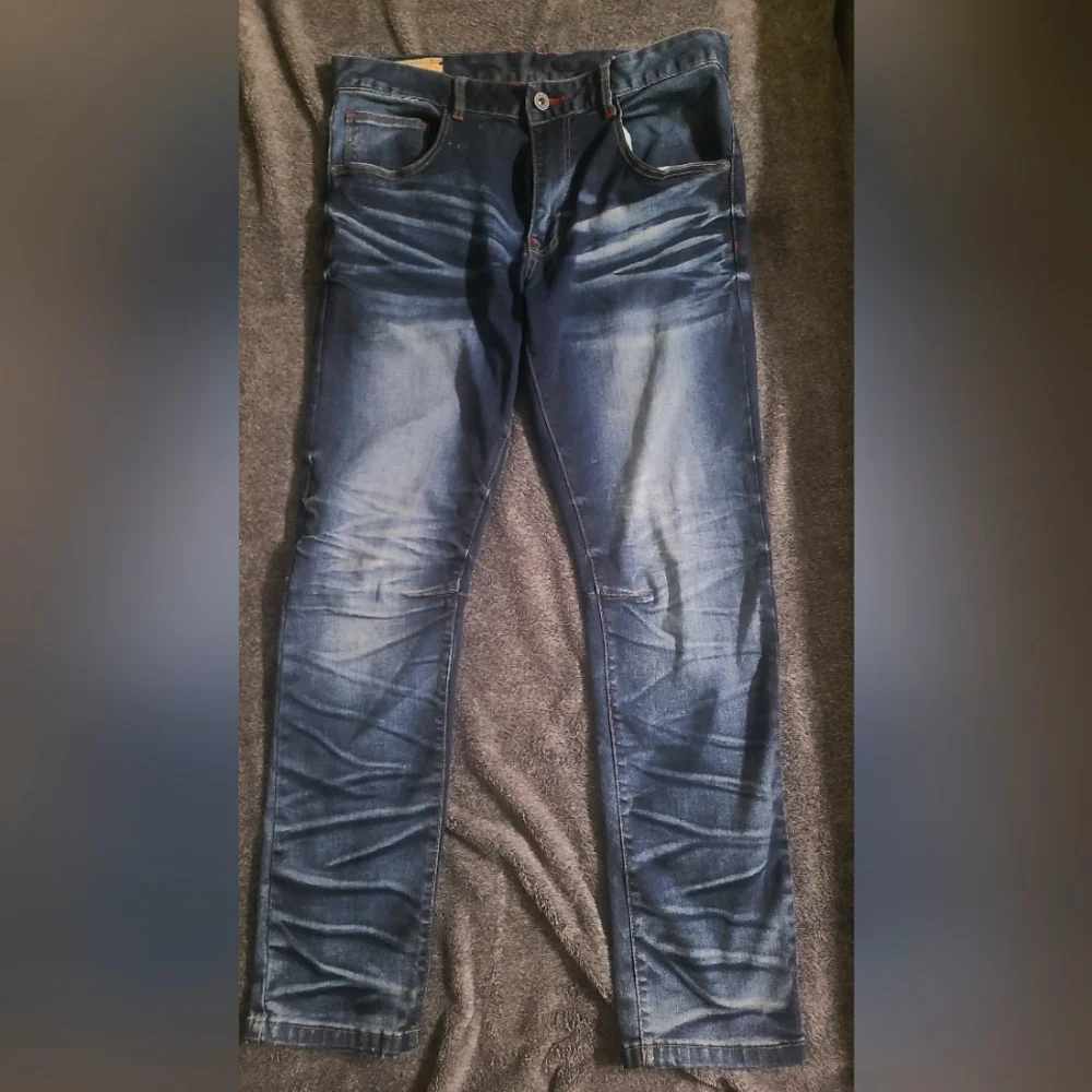 Jeans - Picture 1 of 1